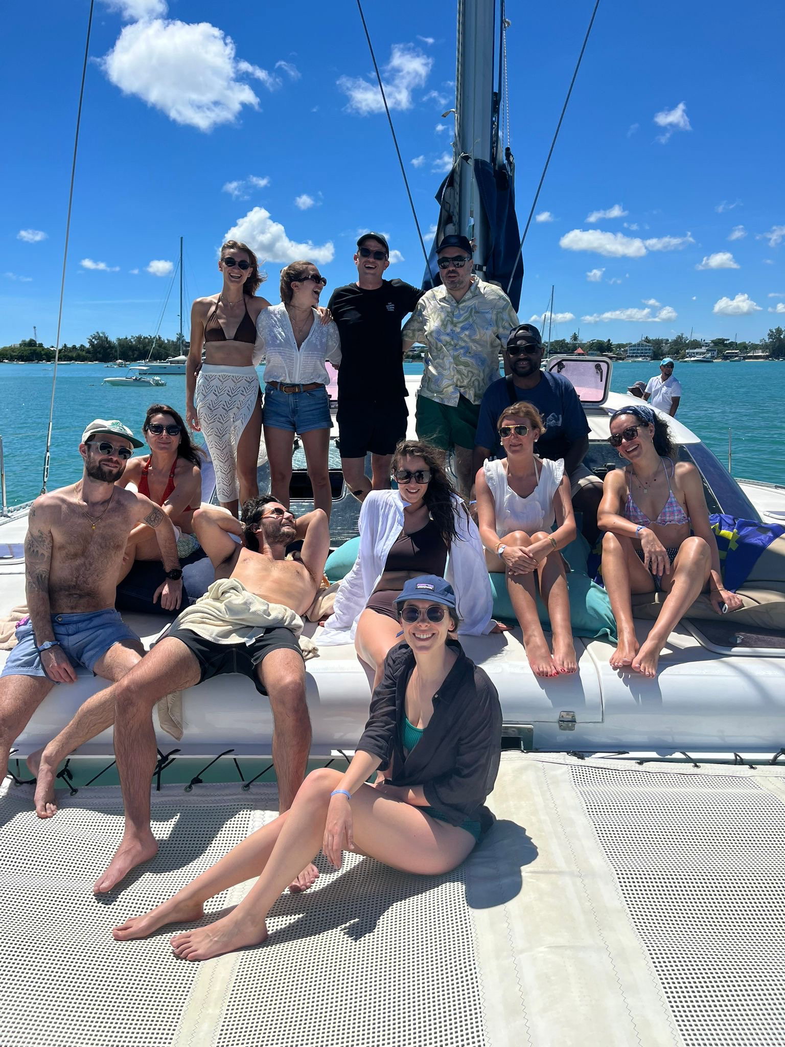 10 solopreneurs sont sur un bateau 