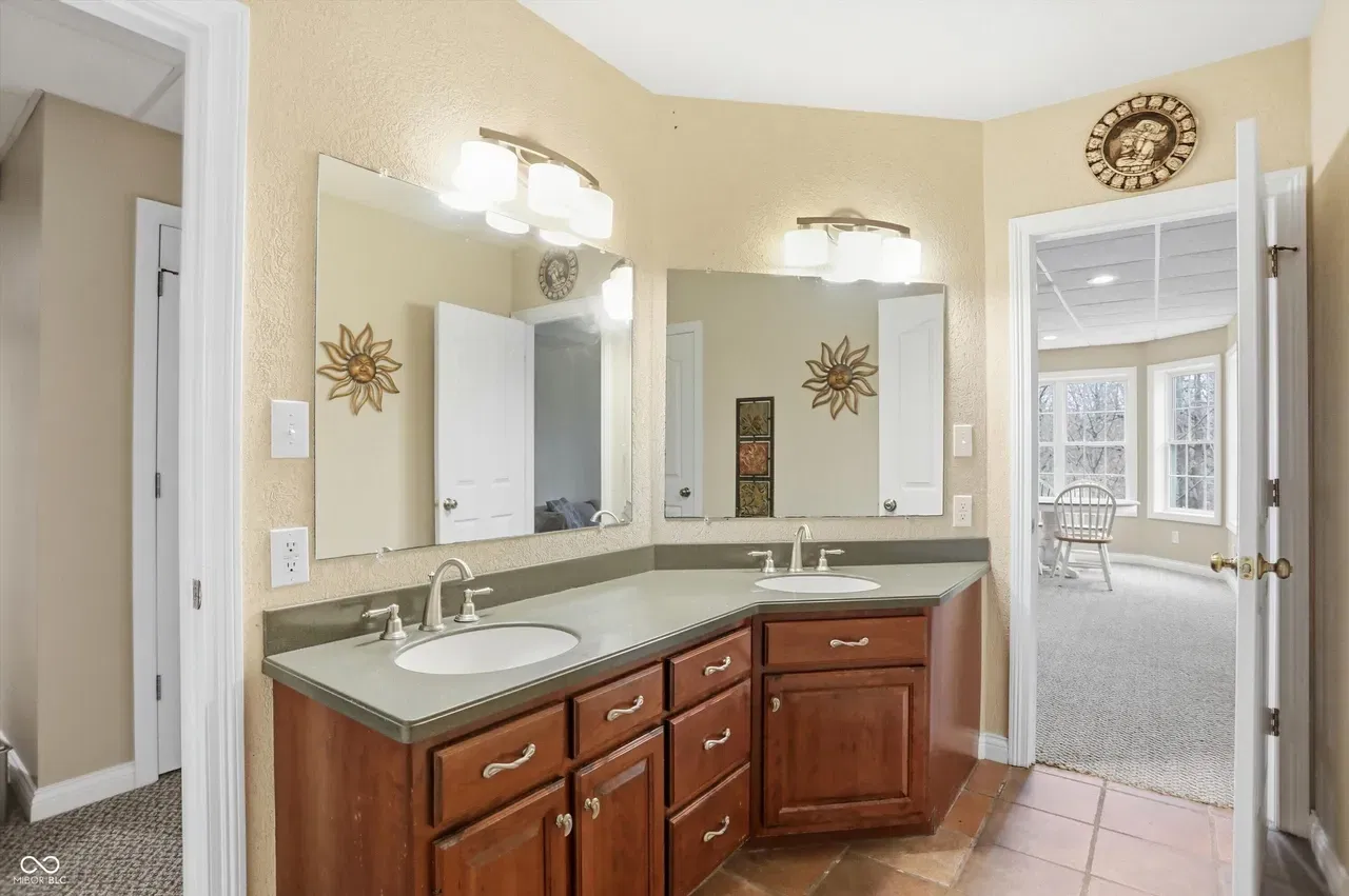 A home in Bloomington, IN, that had house cleaning services