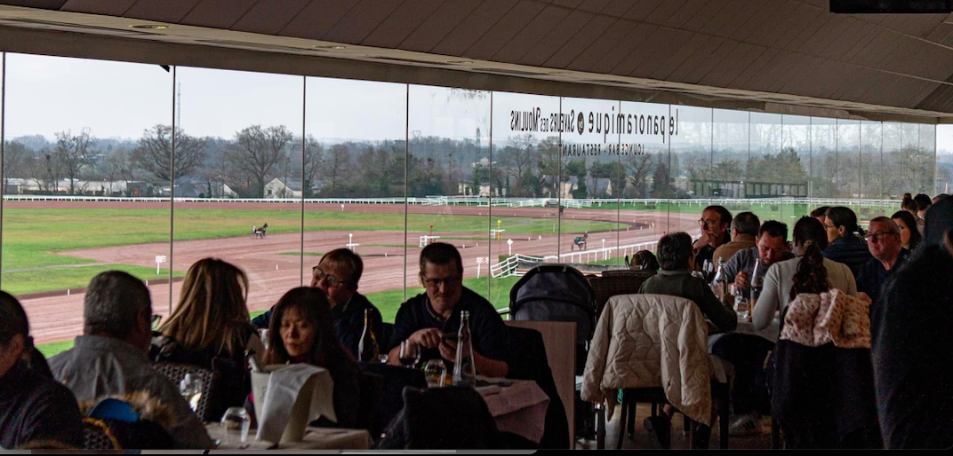 Course Galop arrivée - Hippodrome Angers - Copyright Clemence Lambert Conseil