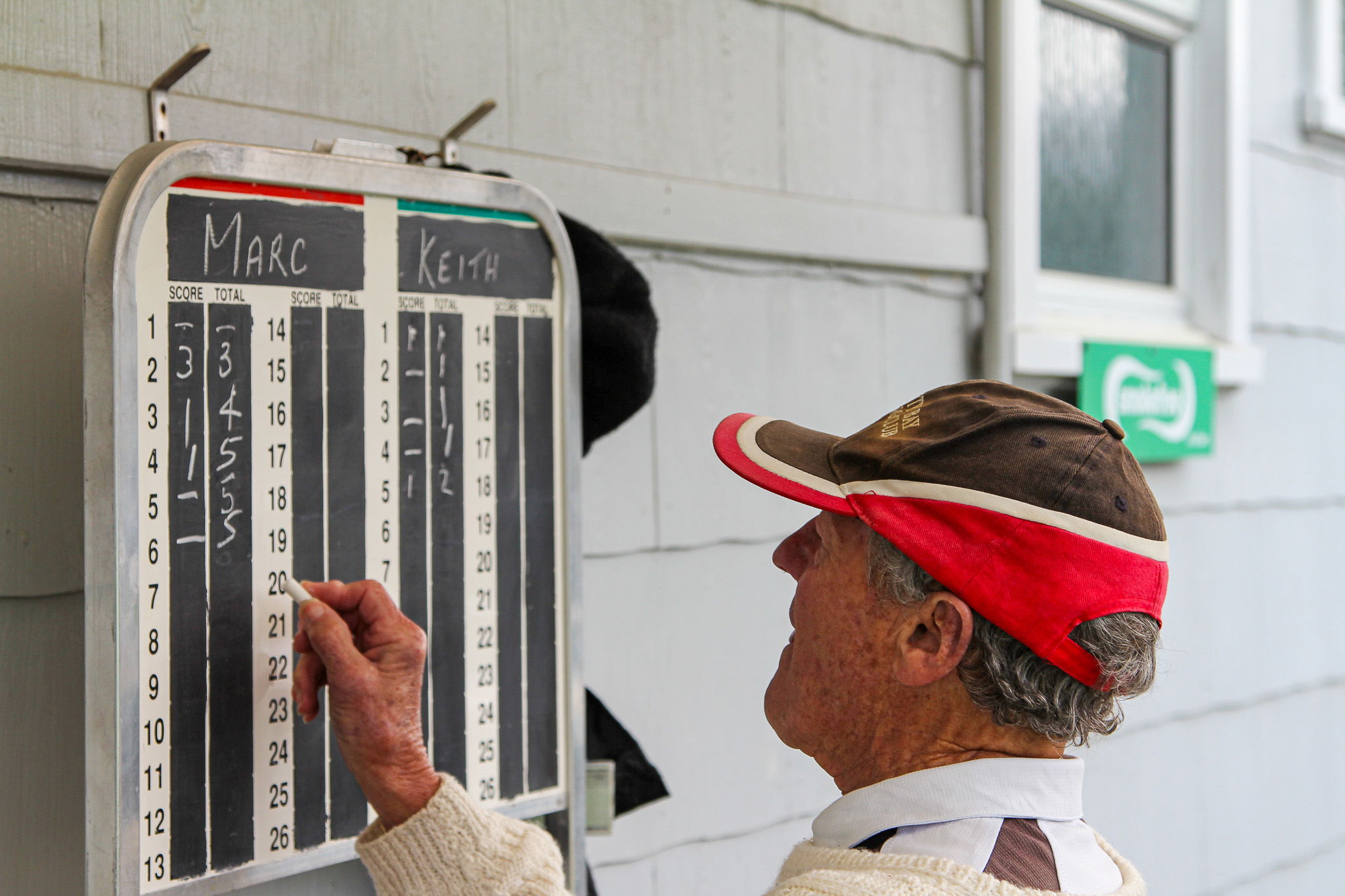 Bruce marking the score