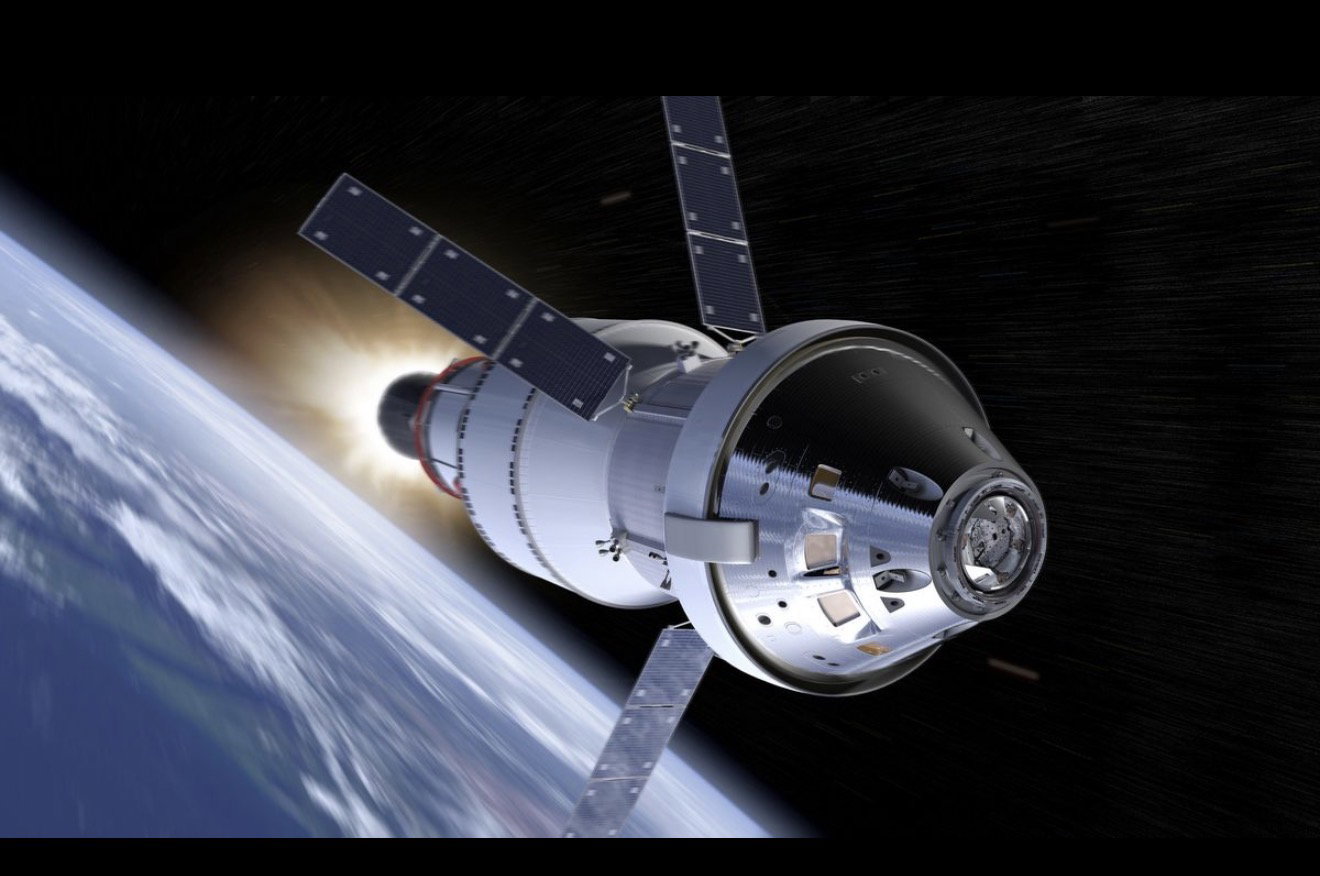 A missão irá orbitar a Lua, testando tecnologias essenciais para futuras explorações. Fonte: NASA / Artemis Program