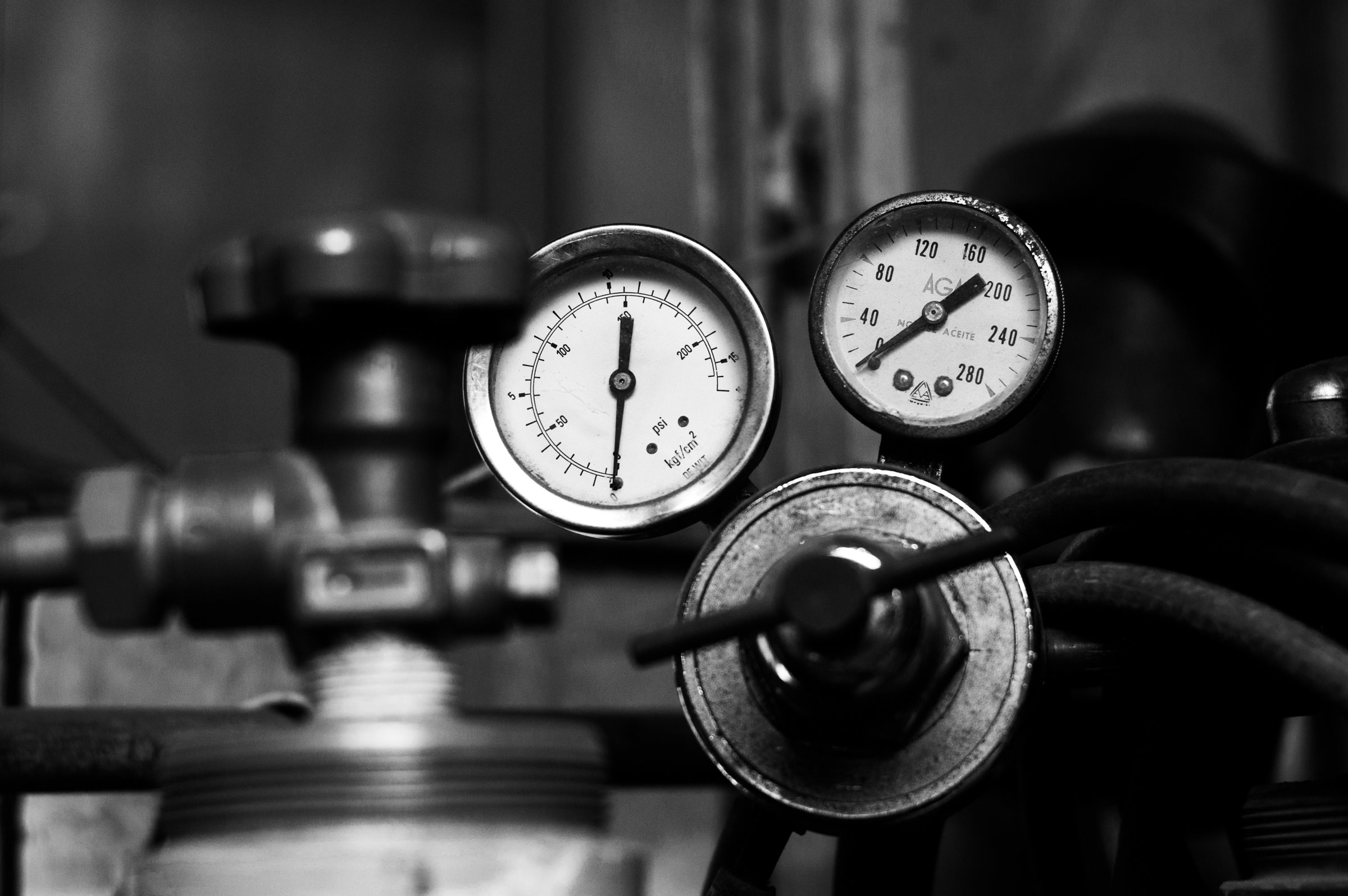 relation gauges