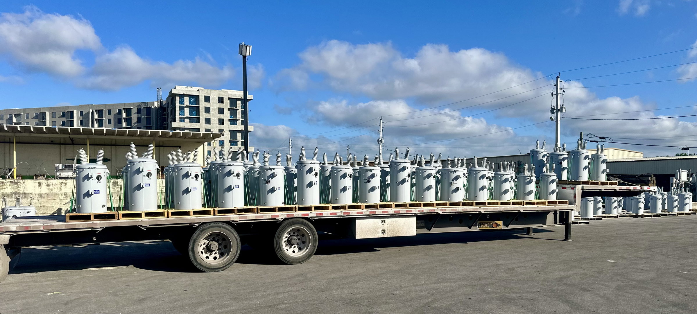 Disponibilidad Pole-Mounted en inventario