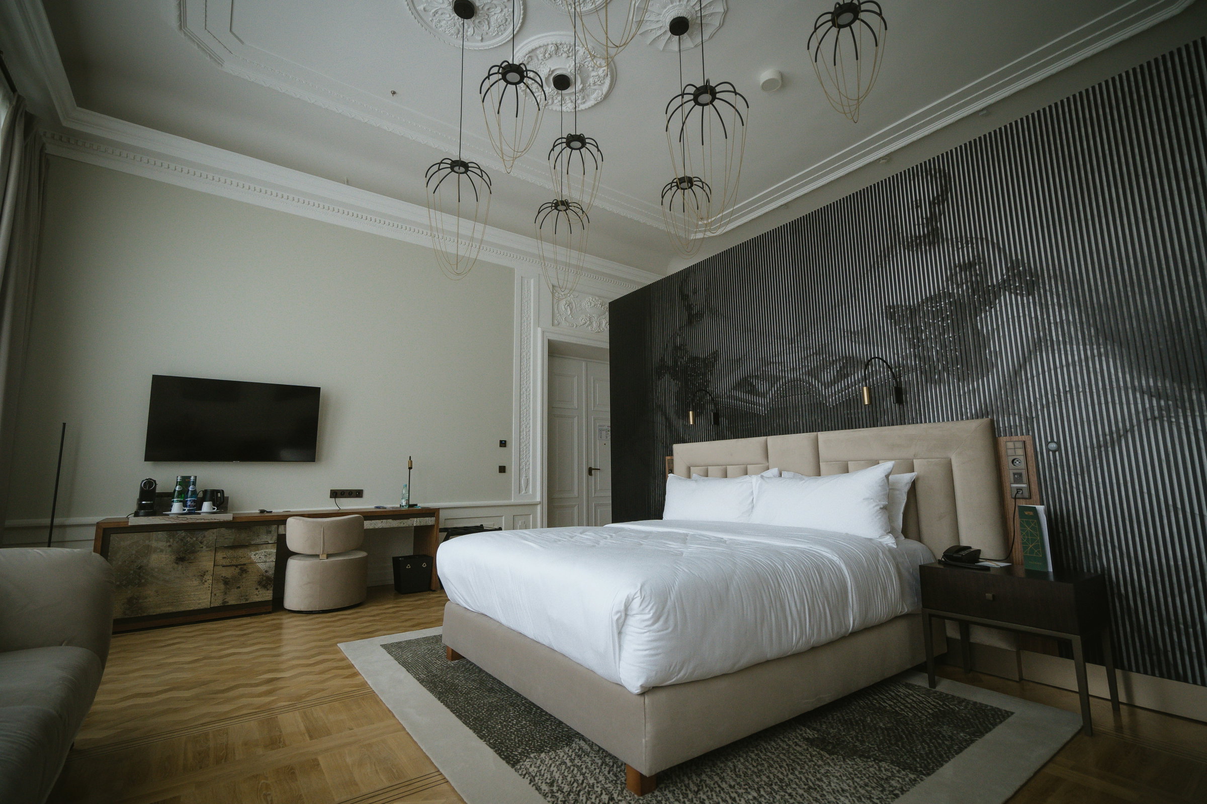 luxury suite