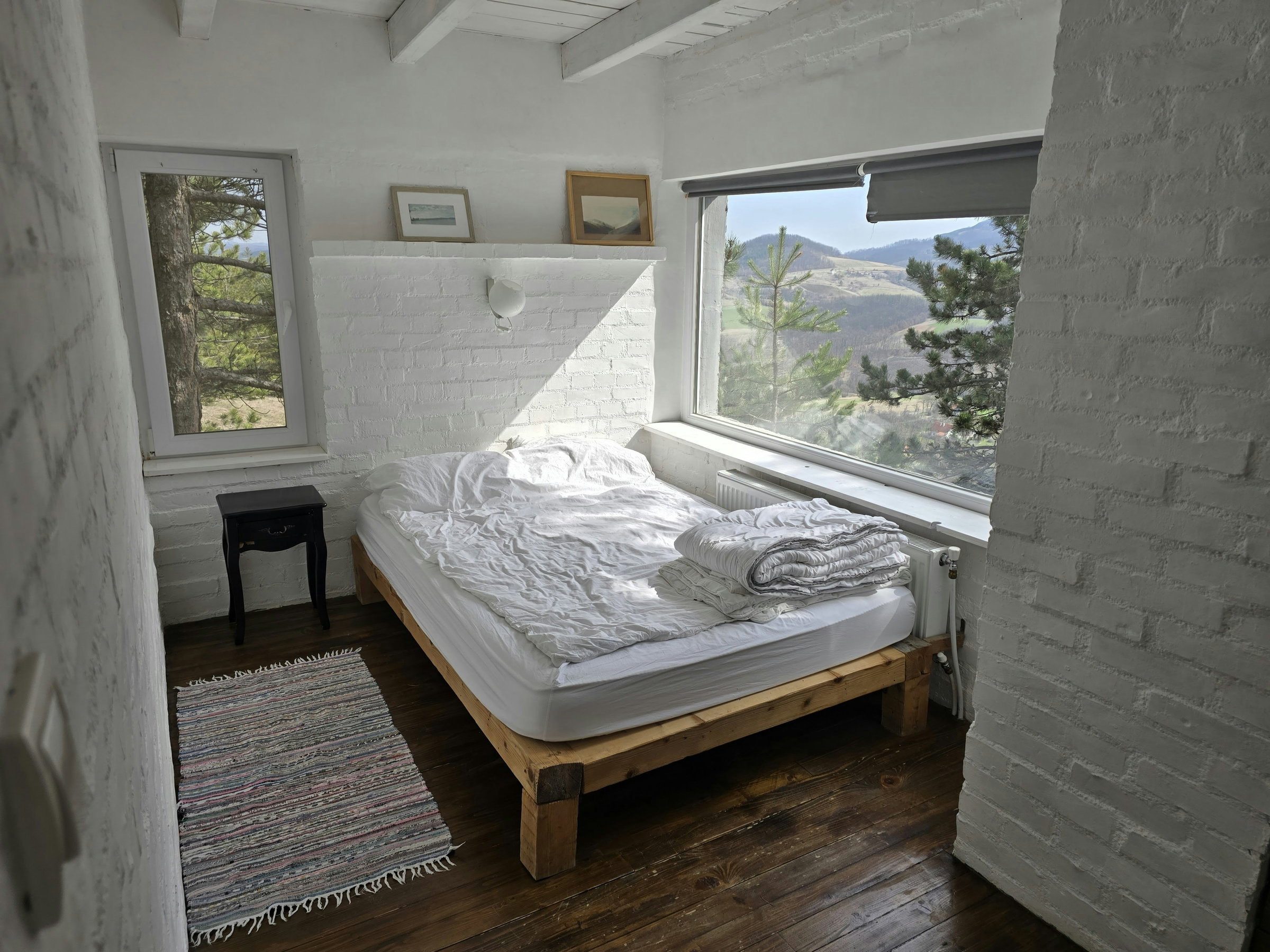 mountain bedroom